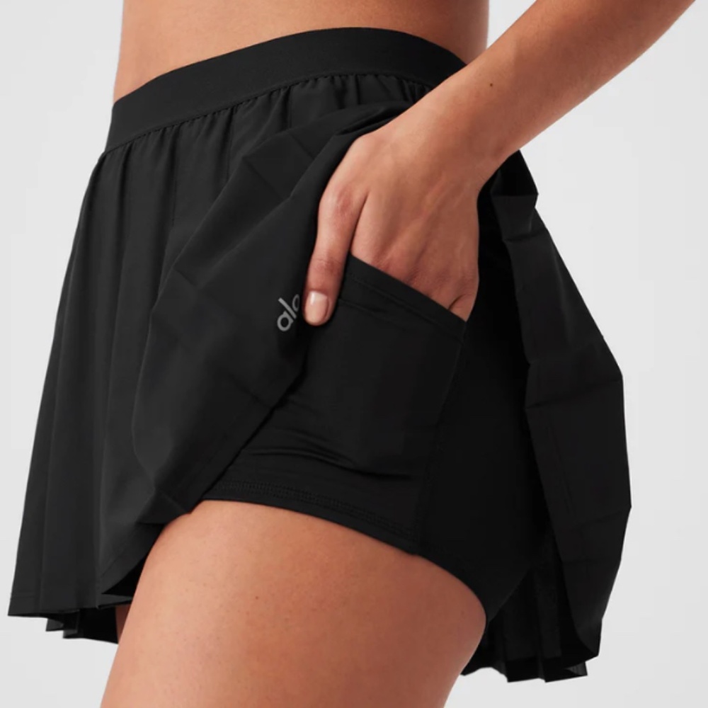 NWOT ALO Yoga Varsity Tennis Skirt Black Size Small SM Skort Tennis Pickleball - Picture 3 of 5